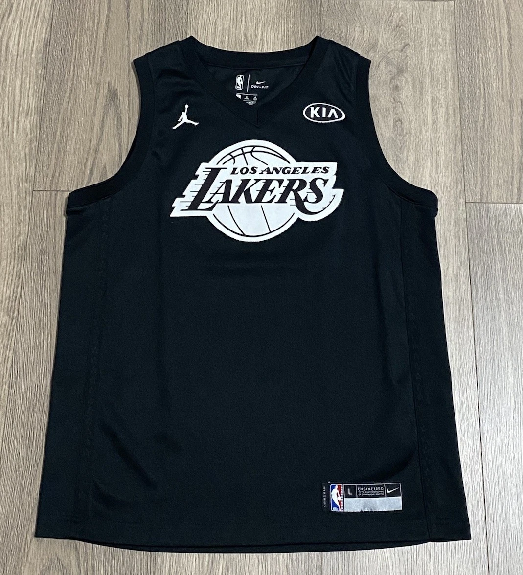 Preços baixos em Nike tamanho L Kobe Bryant Roupas e Souvenirs