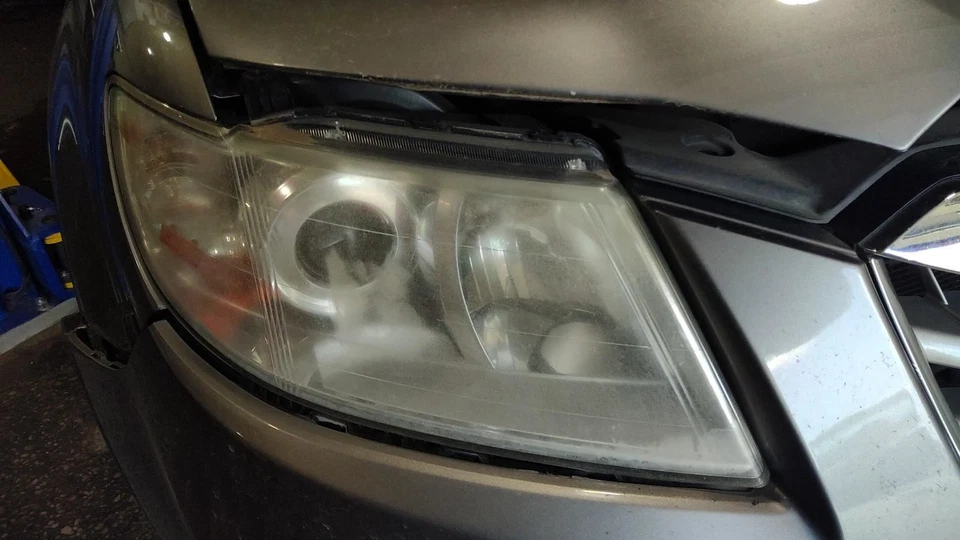 TRIBECA   2008 Glove Box 1056660 Foto 2 de 4