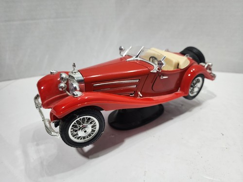 VINTAGE 1936 MERCEDES BENZ 500 K ROADSTER 1:20 SCALE BURAGO -MADE IN ITALY - Picture 3 of 6