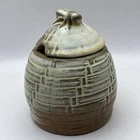 Vtg  Frankoma  Beehive Honey Pot with Bee Finial Lid Glaze  #803 Tan Cream