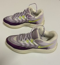 Tenis de baloncesto Nike KD de caña baja púrpura blanco amarillo con cordones para hombre talla 9
