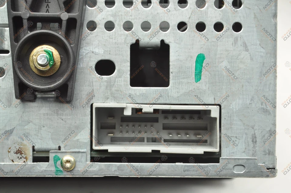 LAND ROVER FREELANDER (L314) 2.5 V6 177 PS Radio Autoradio 4CFF-18C838-AB - Bild 4 von 4