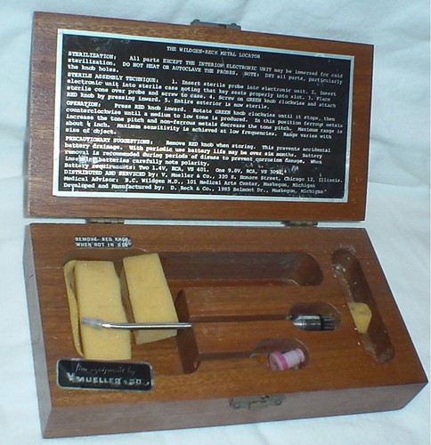 THE WILDGEN RECK METAL LOCATOR, MODEL NO 263, WOOD BOX AND PROBE ONLY, 1985 - Picture 5 of 8
