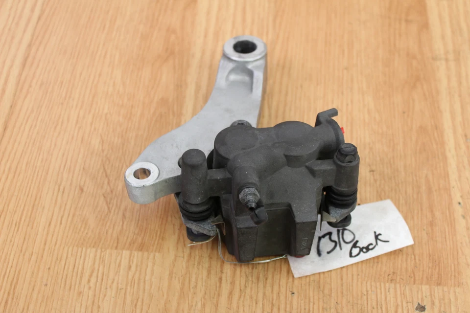 Pinza de freno trasera Kawasaki Ninja 250R 2009 con montaje Foto 3 de 4