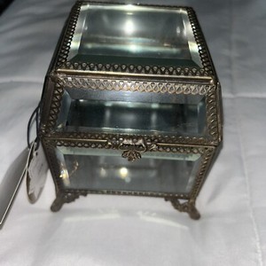 Beveled Mirror Glass Jewelry Box w/Legs Nicole Miller Home Collect. 3x3 Stunning