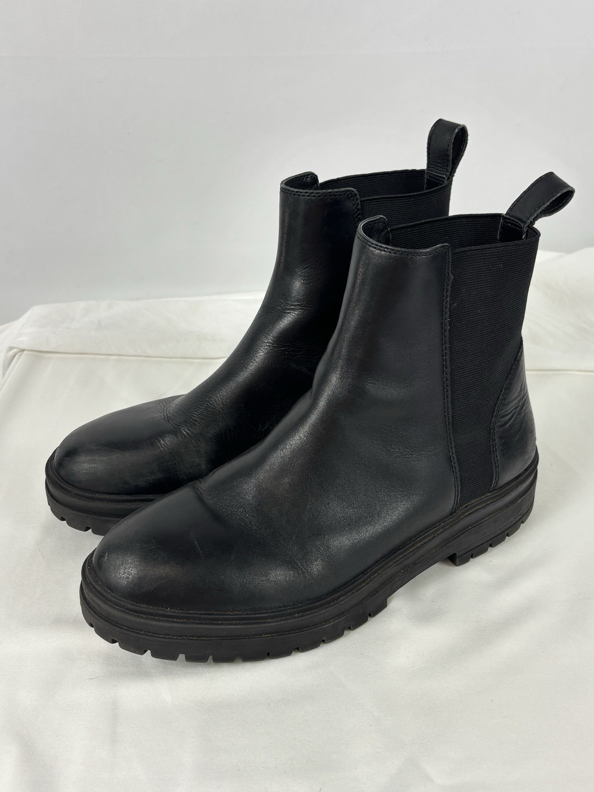 SAOLA Stivali Steve Madden Handout Chelsea in pelle nera 10 M suola a strappo