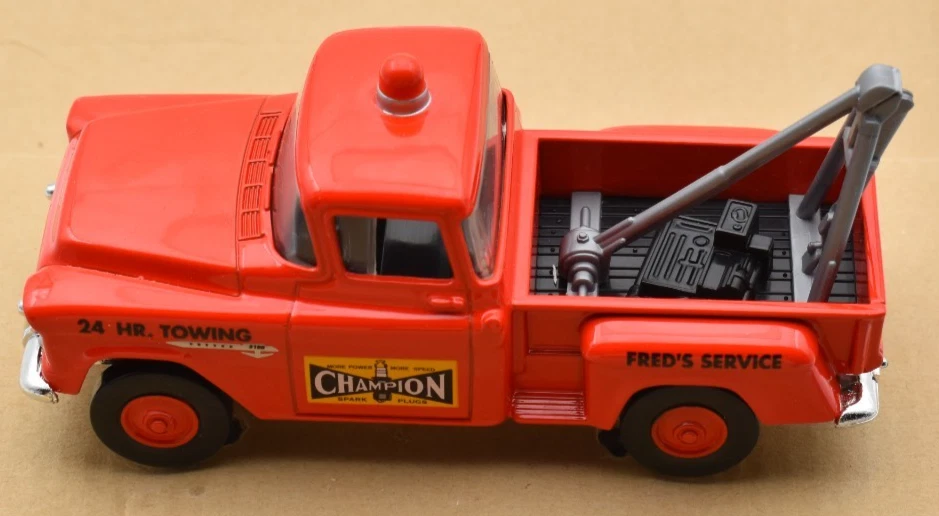 Matchbox Collectibles Yesteryear 1955 Chevrolet Pickup Champion rosso.... - Immagine 4 di 4