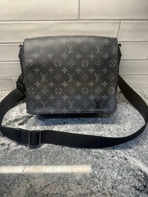 Louis Vuitton M45272 District PM Monogram Eclipse Messenger Bag - Black