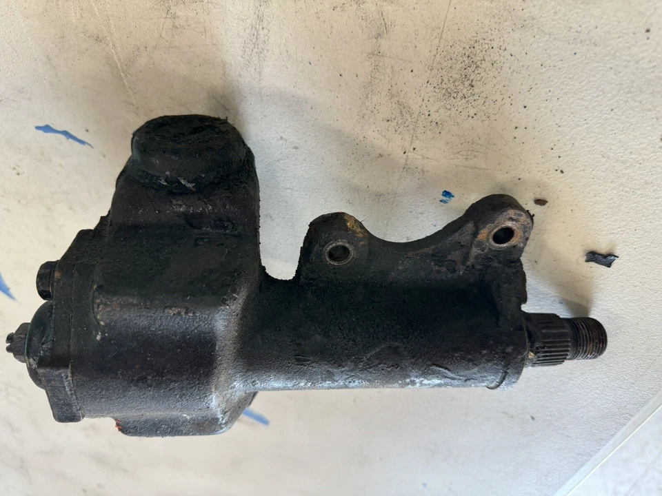 5677848 1963-1968 Chevrolet Corvette Saginaw caja de cambios de dirección original OEM Foto 4 de 4