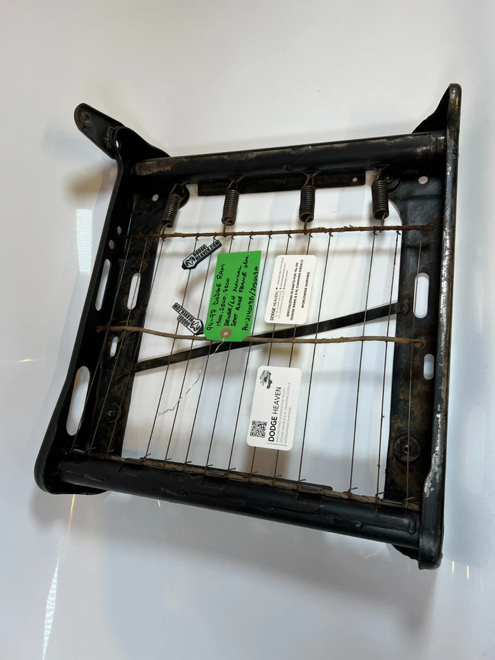 OEM 1994-1997 Dodge Ram Driver / LH Manual Seat Base Frame 214019B 1500-3500 — 第 2/4 张图片
