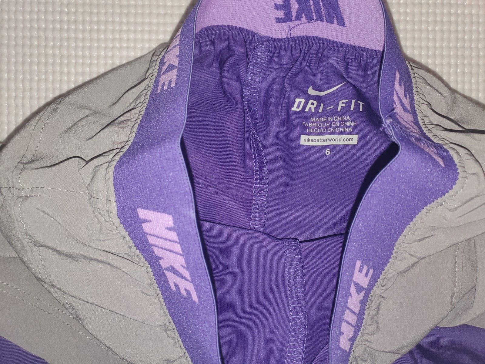 Picture 4 of 5