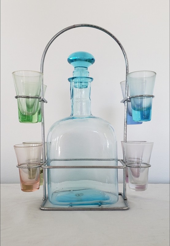 VINTAGE DAVECO. SILVER LTD. DECANTER AND 8 SHOT GLASSES
