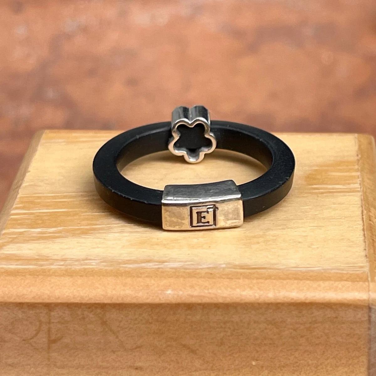 Rubber claddagh ring deals