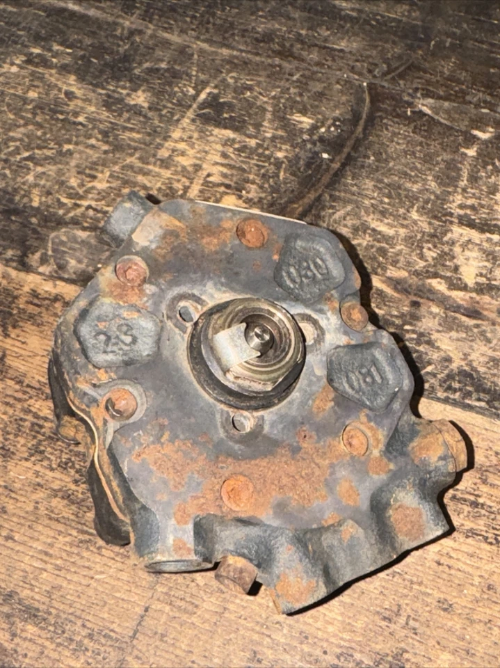 Оригинальный распределитель топлива Audi Volkswagen 0438100127 0 438 100 127 AUDI 2.1 GT 2.2 - Изображение 4 из 4