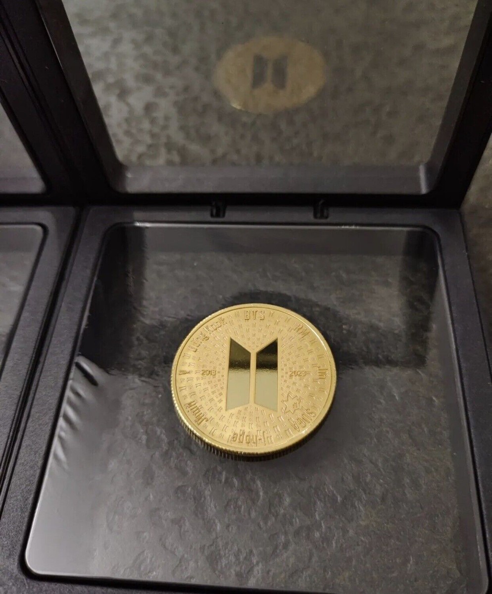 KPOP BTS' 10th anniversary Medals coin, gold coloured
