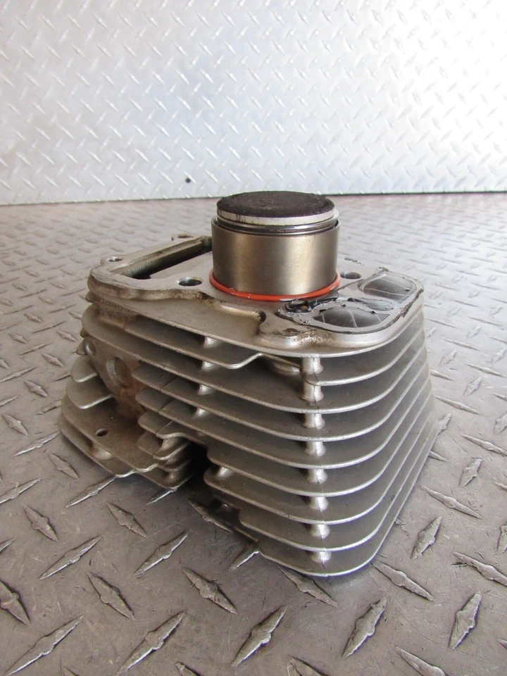 Yamaha XV250C XV 250 2007 07 Virago cilindro motor delantero jarra y pistón Foto 4 de 4