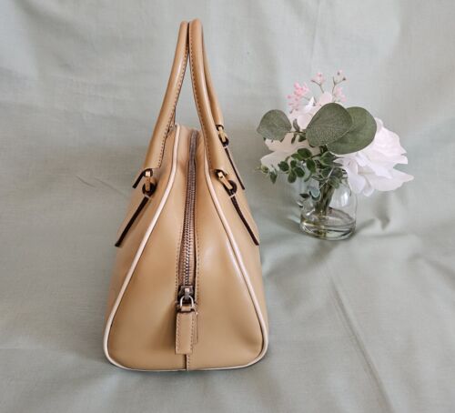 Women's Prada High-End Tan Leather Handbag (LIMITED EDITION) - Picture 4 of 17