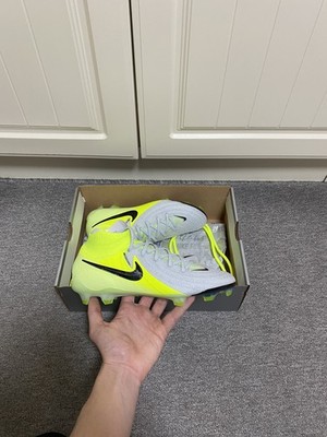 Nike Phantom Luna 2 Elite FG Fußballschuhe Silver Volt Neu mit Karton Größe 7 UK FJ2572-003