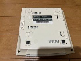 SEGA DreamCast Console (HKT-3000) & Controller with 2 games and BOX 0902