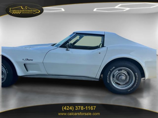 1976 White Chevrolet Corvette   | C3 Corvette Photo 8