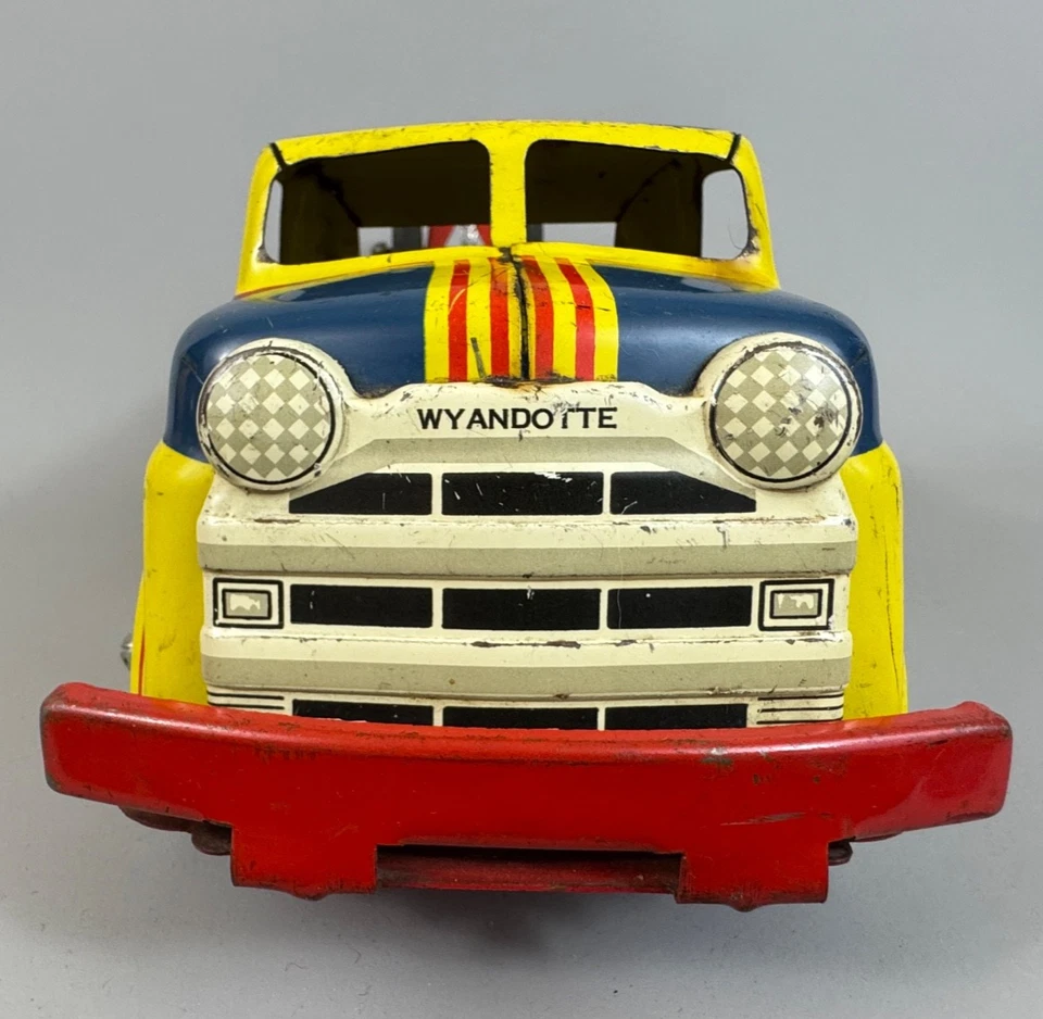 Kit de herramientas Wyandotte Moto-Fix remolque grúa de acero prensado vintage años 50 ¡FABULOSO! Foto 3 de 4