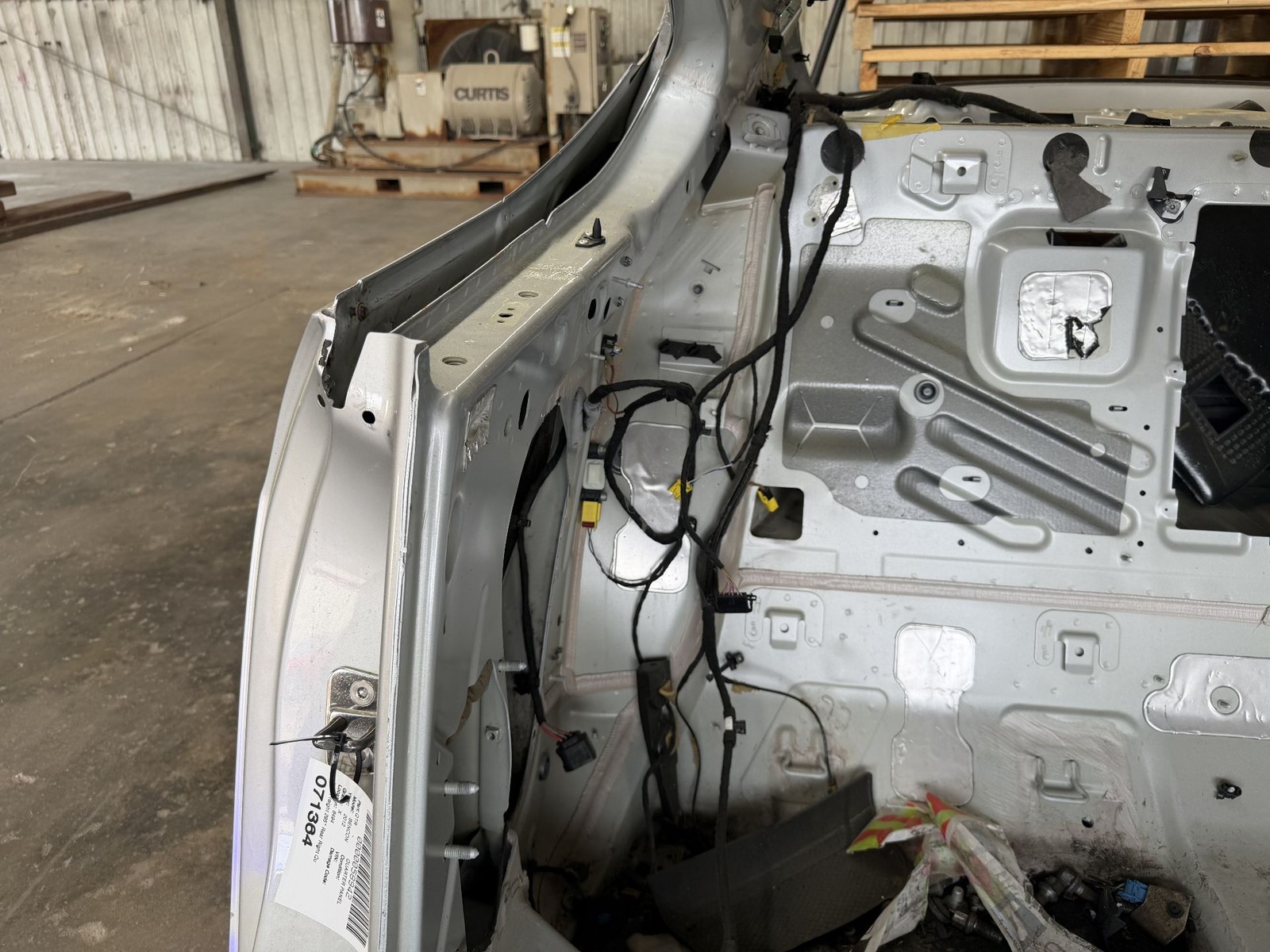 2011-2018 BENTLEY CONTINENTAL Rear Right Quarter Panel Body Cut Moonbeam Silver