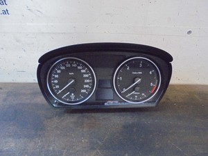 BMW X1 E84 Kombiinstrument Tacho 9242371 1.8d 105kW N47D20C 138381