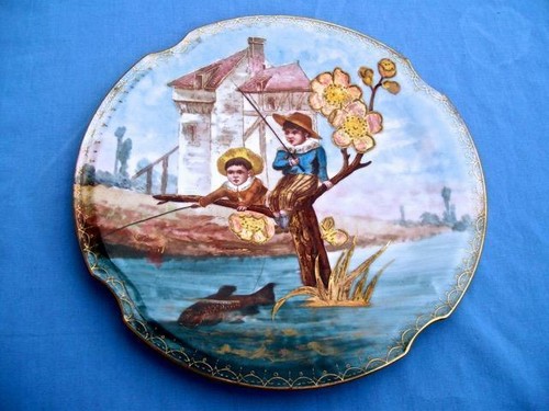 ANTIQUE LIMOGES "BOY & GIRL FISHING" PLATES ( LOT OF 6 ) HEAVY GOLD ACCENTS - Picture 7 of 10