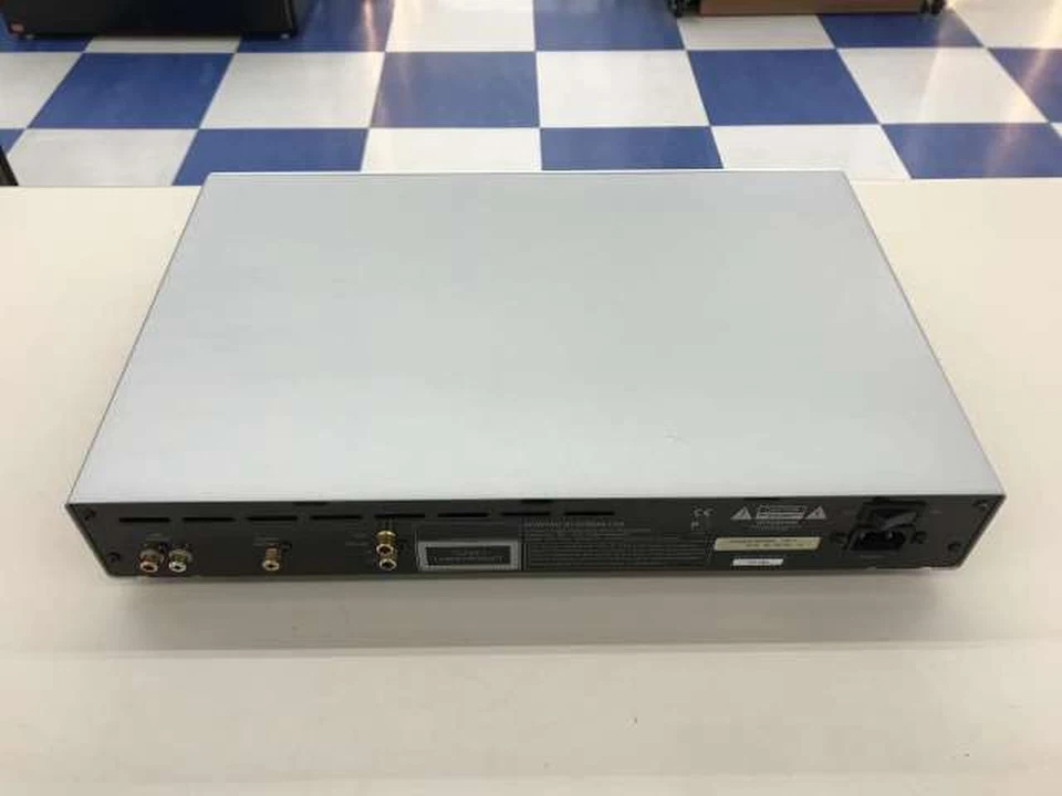 Reproductor de CD MYRYAD CAMEO BUEN ESTADO USADO CON CONTROL REMOTO Foto 4 de 4