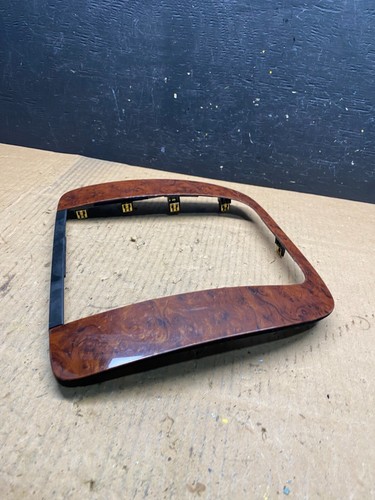 2007-2014 GMC Yukon Tahoe Center Dash Radio Bezel Pedal Traction Trim N5337 DG - Picture 5 of 8