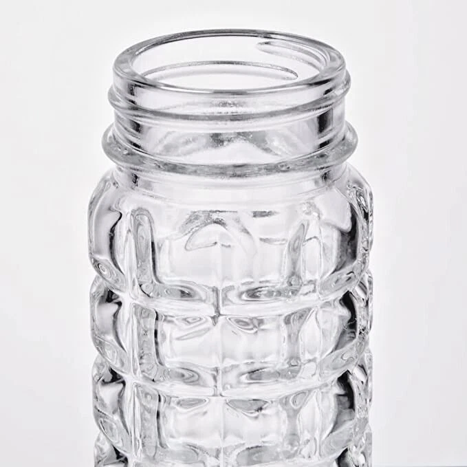 Shakers de sal e pimenta colmeia de 1,5 oz com flip top articulado preto e branco - Imagem 3 de 4