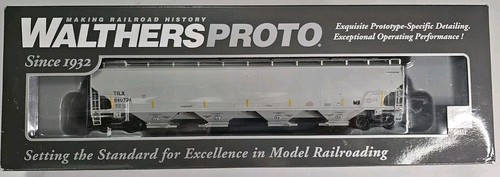 920-105837 Walthers Proto TILX 4-Bay Covered Hopper - Picture 2 of 7