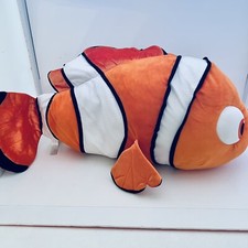 Disney Store Finding Nemo Large Plush Stuffed Clown Fish 30 inches long Pixar