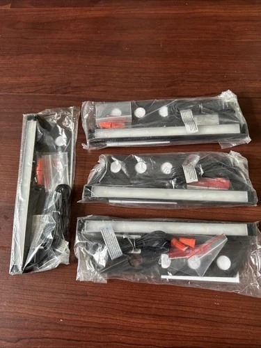 Hinkley Nuvi 10" Wide Bronze LED Landscape Deck Lights . I’ve 5 Of Them - Picture 6 of 7