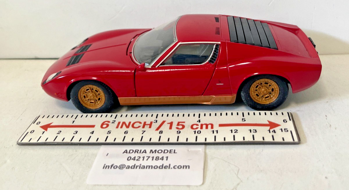 MONDO MOTORS 1:24 AUTO DIE CAST LAMBORGHINI P 400 MIURA COLORE ROSSO