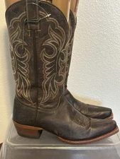 SHYANNE Women's 6 M Loretta Western Embroidered Leather Boot Snip Toe OG140201