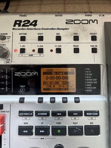 Zoom R24 Digital Interface Controller Multi Track Recorder 24 Tracks 8in 2out - Picture 2 of 4