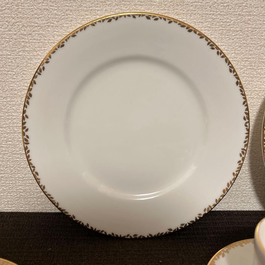 Wedgwood Verawong Gilded Leaf Cup Saucer Plate From Japan