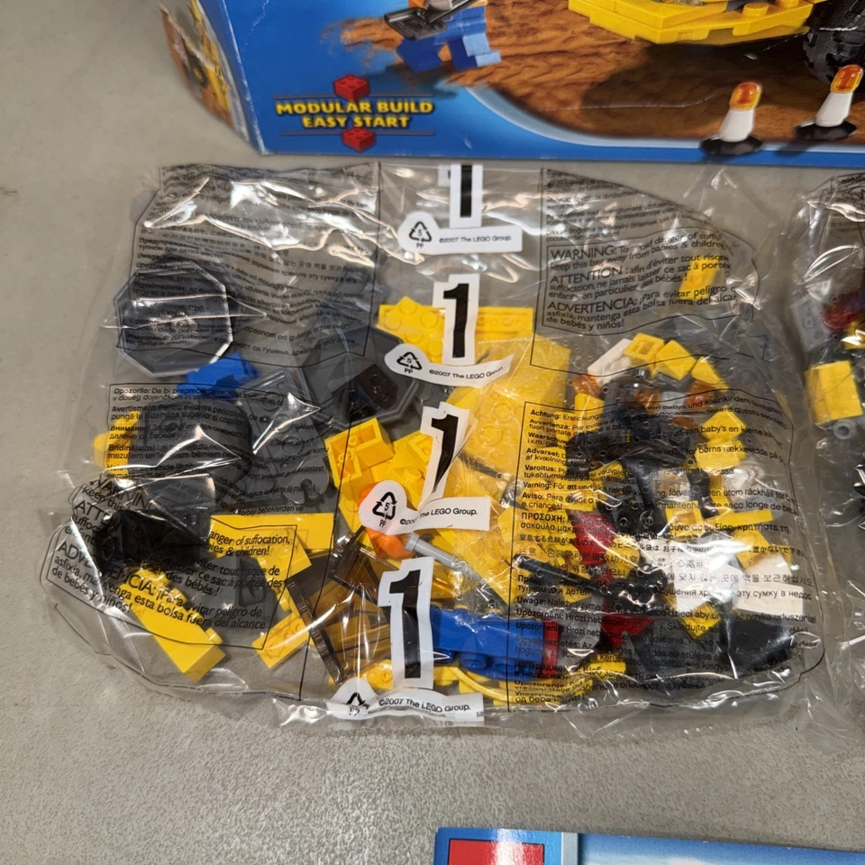 LEGO City: Dump Truck (7631) New Open Box Vintage - Image 3 of 4