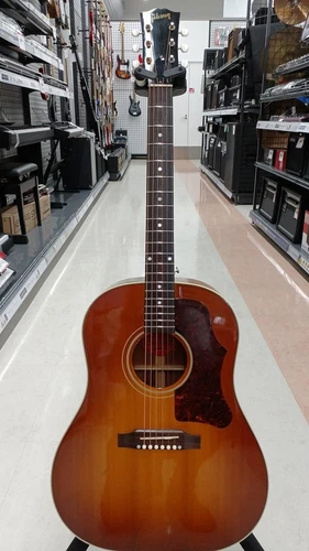 Gibson J-45 2004 Acoustic Guitar Spruce Top Mahogany Cherry Burst Round Shoulder