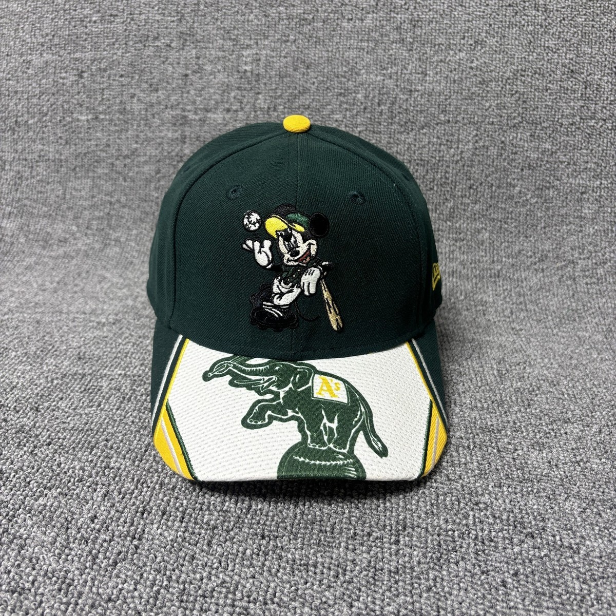 New Era 9FORTY Youth Oakland Athletics A's Mickey Mouse Adjustable Hat Green