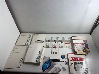Lot of Vintage Apple Macintosh Classic Software & Manuals/Guides - Hypercard