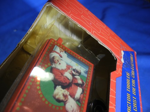 Coca-Cola 1:64 Scale Christmas Caravan Tractor Trailer Die-Cast VTG Collectible - Picture 4 of 9