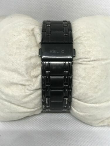 Relic ZR12141 Men's Stainless Steel Analog Black Dial Quartz