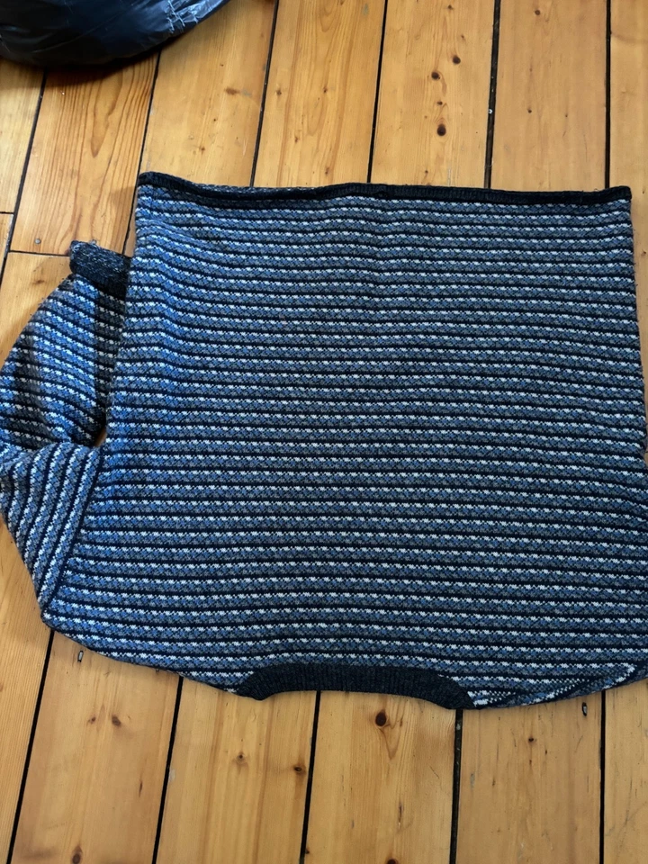 Toast jumper 14 - Image 3 of 4