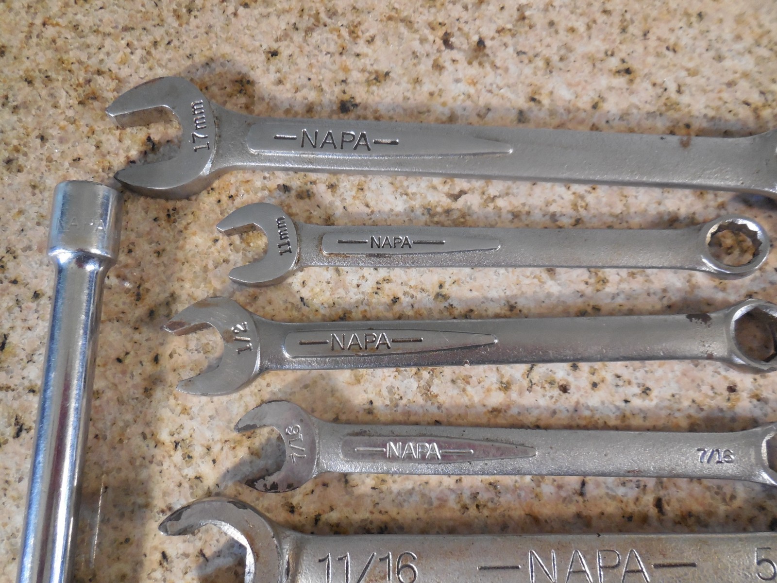 NAPA Hand Tool Lot~16 Pieces~ 6 Wrenches ~ 5 Sockets ~ 2 Adapters ~ 3 Extensions