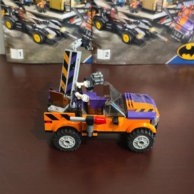 LEGO DC Batman Batmobile and Two-Face Chase 6864 W/ Minifig. See Disc.