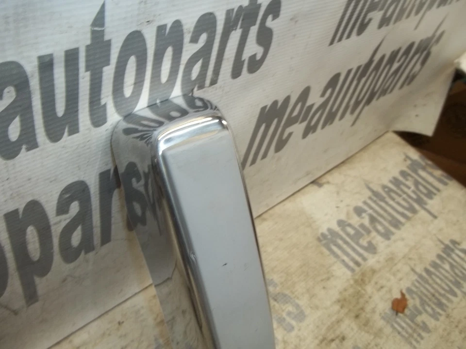 Juego de almohadillas protectoras de impacto delanteras izquierda y derecha Deville Fleetwood 1991-1993 OEM Foto 4 de 4