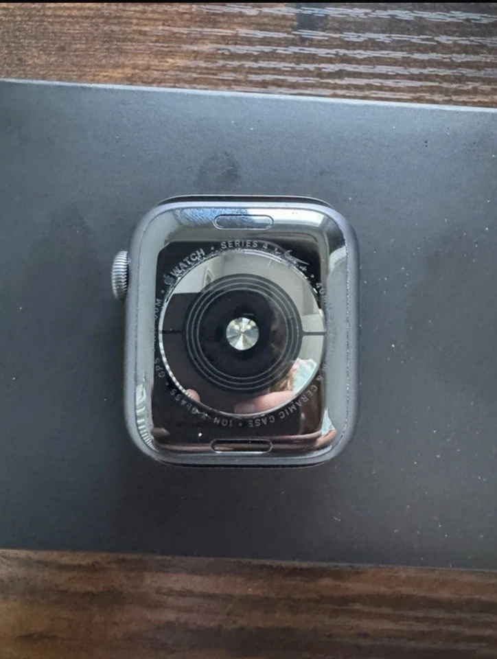 Apple Watch Nike+ Series 4, photo 3 of 5