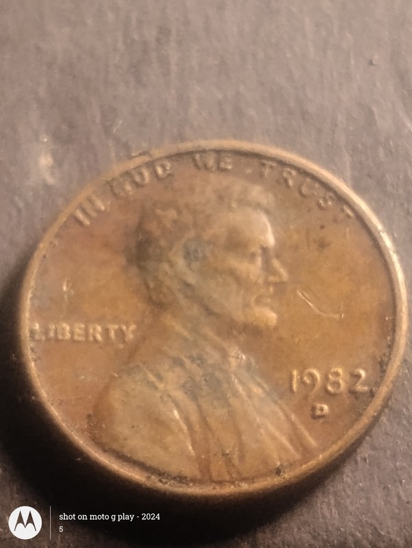 1982-D Lincoln Memorial Small Cent Penny, BN Copper 0.95 Business Strike.